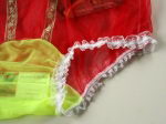 Sissy Nylonh�schen Rot mit Weisser Spitze 3XL