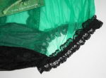 Pin Up Style Nylonh�schen Gr�n-Schwarz