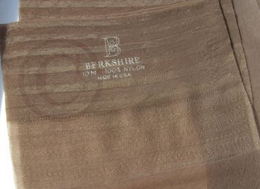 Berkshire Old US Nylon Stockings Sz 10 M